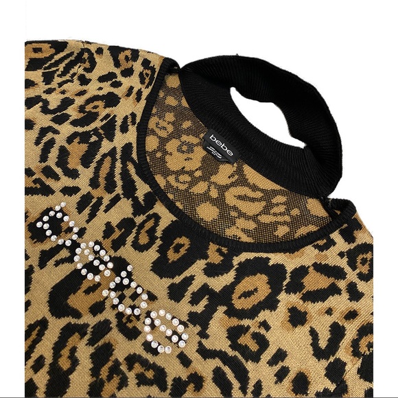 BEBE Designer Leopard Print Sweater w Neck Collar - Picture 2 of 5